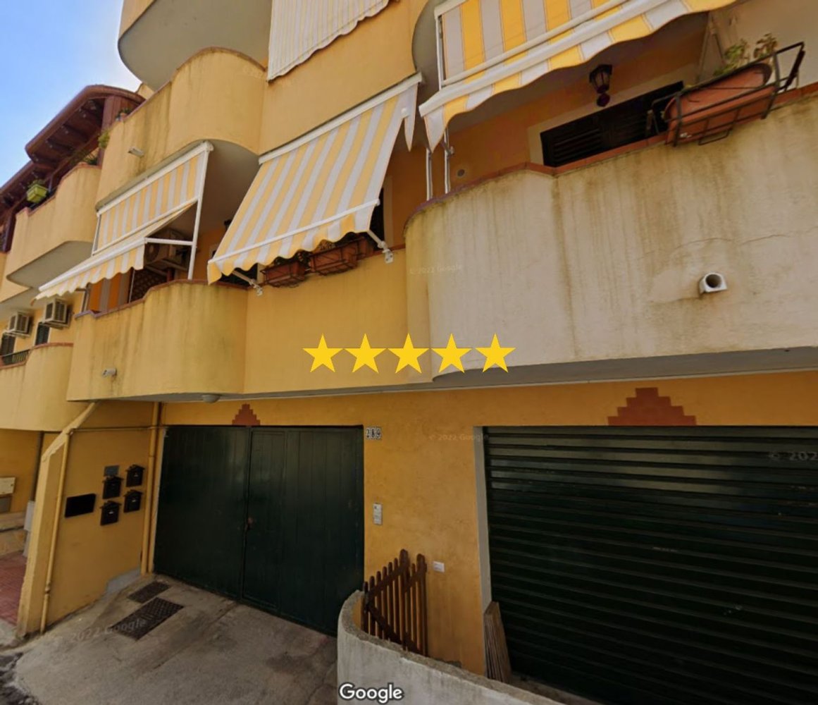 Apartamento de 4 divisões em Messina, Italy N.º 43680
