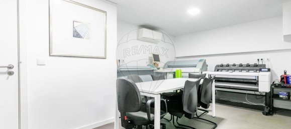  مكتب في Lisbon, Portugal 170متر مربع رقم 91360 7