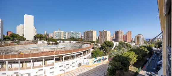 3 bedrooms Apartment in Benidorm, Spain No. 164021 5