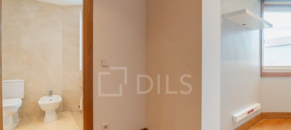 3 Schlafzimmer Wohnung in Porto, Portugal, Nr. 97390 36