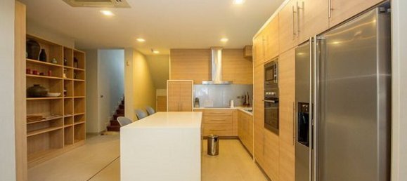 4 bedrooms Cafe / restaurant in Hua Hin, Thailand No. 6679 6