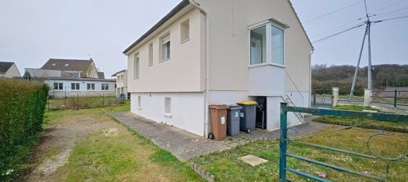 3 bedrooms House in Pinon, France No. 181241 11