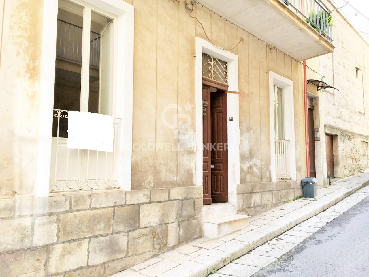 4 rooms House in Ragusa, Italy No. 64203