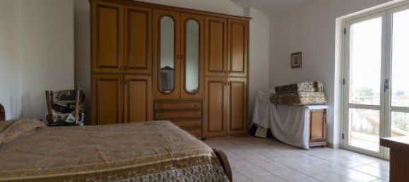 4 Schlafzimmer Villa in Montepaone, Italy, Nr. 180148 14