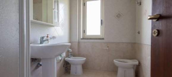 4 Schlafzimmer Villa in Montepaone, Italy, Nr. 180148 17