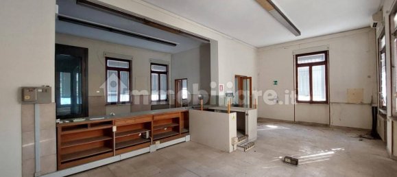 Коммерческая недвижимость 227м² в Дземе, Италия № 312347 9