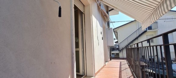 4 rooms Apartment in Riccione, Italy No. 167944 8