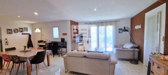 4 bedrooms Villa in Uzes, France No. 245312 10