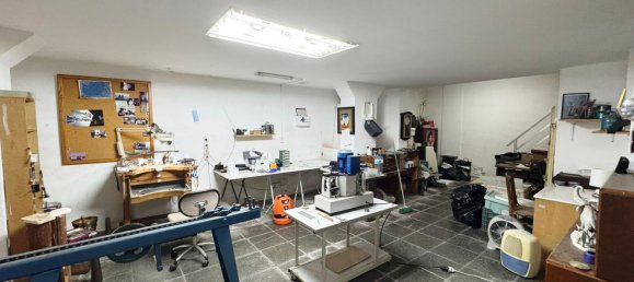 192m² Commercial property in Inca, Spain No. 155339 7