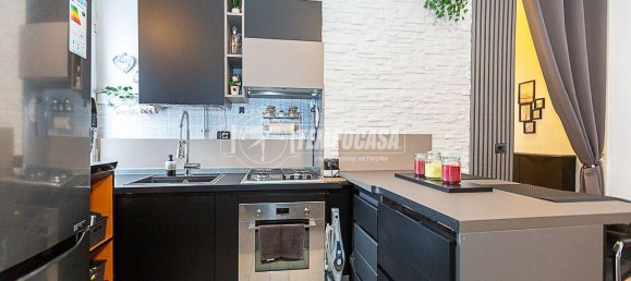 Apartamento de 2 habitaciónes en Pioltello, Italy No. 11640 18