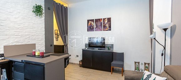 Apartamento de 2 habitaciónes en Pioltello, Italy No. 11640 14