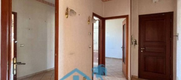 Apartamento de 3 dormitorios en Volpiano, Italy No. 281113 41