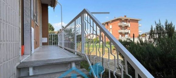 Apartamento de 3 dormitorios en Volpiano, Italy No. 281113 28