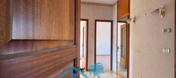 Apartamento de 3 dormitorios en Volpiano, Italy No. 281113 32