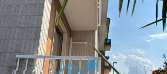 Apartamento de 3 dormitorios en Volpiano, Italy No. 281113 14