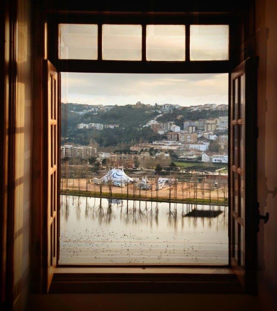 13 bedrooms Building in Coimbra, Portugal No. 129893