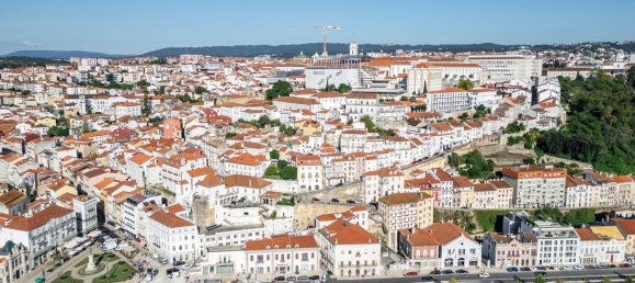 13 bedrooms Building in Coimbra, Portugal No. 129893 5