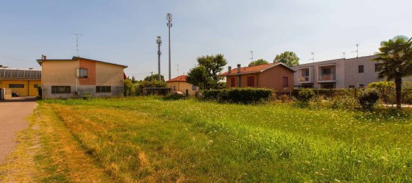 Земельный участок 1372м² в Бусто Арсицио, Италия № 76436 4