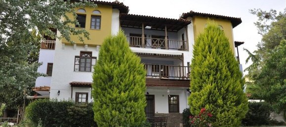 12 rooms Property in Polygyros, Greece No. 3864 2