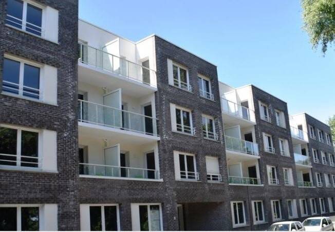 Apartamento de 2 dormitorios en Wattrelos, France No. 229156