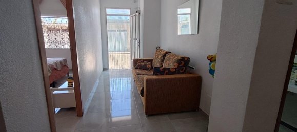 3 bedrooms Apartment in Valencia, Spain No. 140605 2