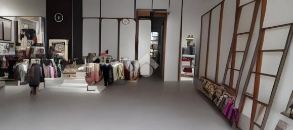 91m² Commercial property in Pescara, Italy No. 88816 5