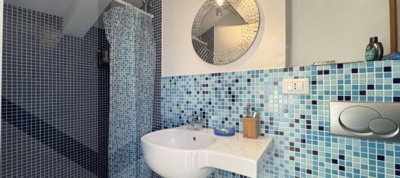 6 rooms Apartment in Casalecchio di Reno, Italy No. 21204 21