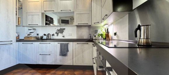 6 rooms Apartment in Casalecchio di Reno, Italy No. 21204 2