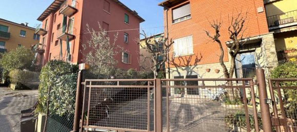 6 rooms Apartment in Casalecchio di Reno, Italy No. 21204 5