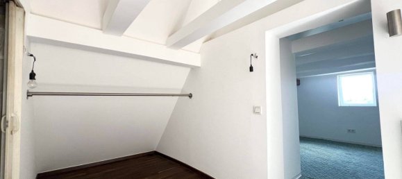 2 Schlafzimmer Haus in Forchheim, Germany, Nr. 183603 11