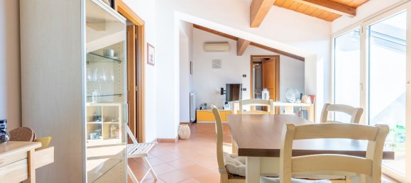 4غرفة شقة في Lucca, Italy رقم 44589 4