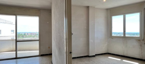 4 bedrooms Apartment in Reus, Spain No. 168090 9