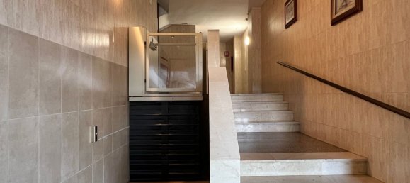 4 bedrooms Apartment in Reus, Spain No. 168090 3