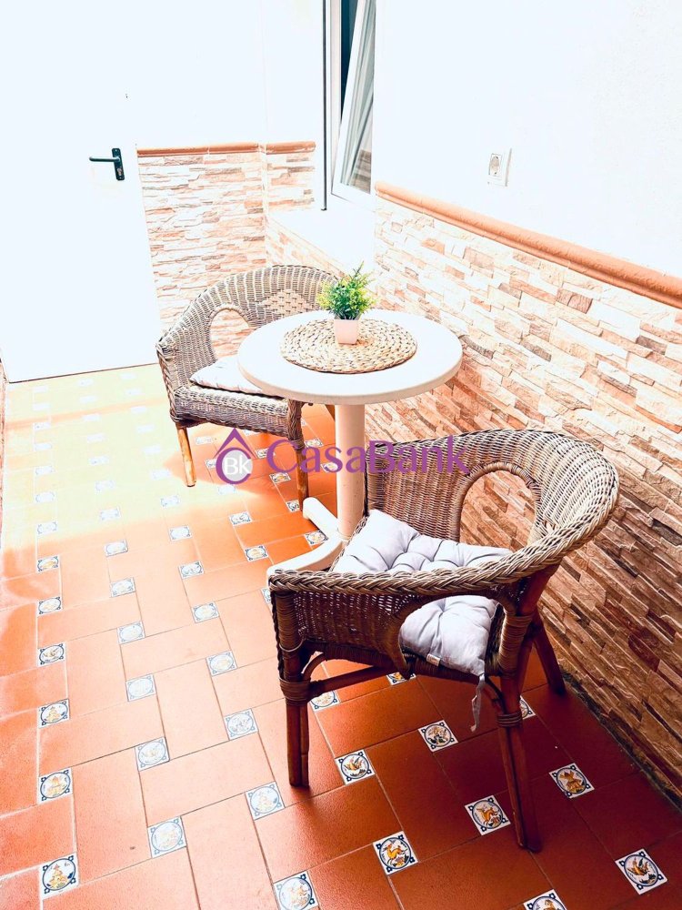 3 bedrooms Apartment in Cordoba, Spain No. 153489