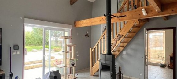 4 bedrooms House in Auge, France No. 303045 14