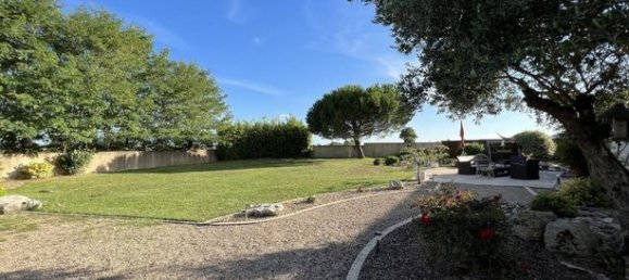 4 bedrooms House in Auge, France No. 303045 19