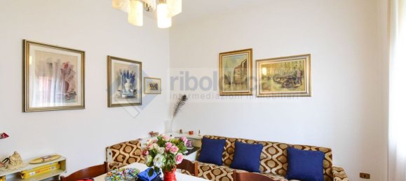 3 rooms Apartment in Seregno, Italy No. 121645 6