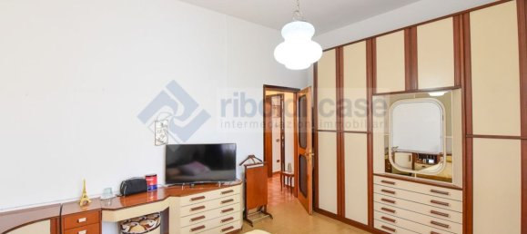 3 rooms Apartment in Seregno, Italy No. 121645 15