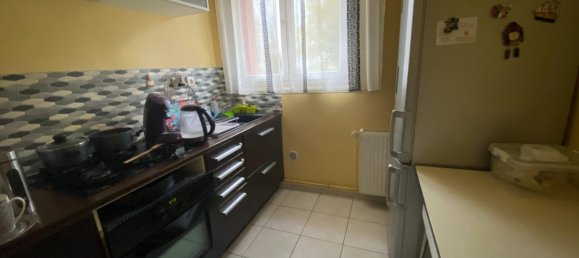 2 bedrooms Apartment in La Chapelle-Saint-Luc, France No. 41244 8