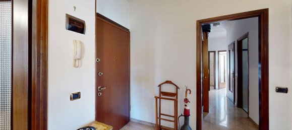 Apartamento T4 em San Donato Milanese, Italy N.º 357916 31