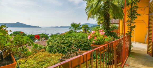 8 bedrooms Villa in Lesa, Italy No. 378299 39