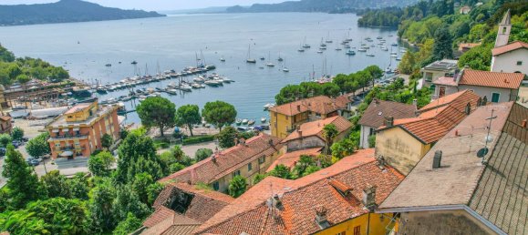 8 bedrooms Villa in Lesa, Italy No. 378299 11