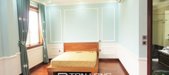 4 bedrooms Villa in Long Bien, Vietnam No. 3345 11