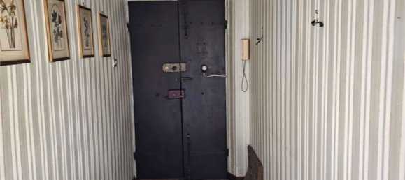 6-salle Appartement à Genoa, Italy No. 36906 7