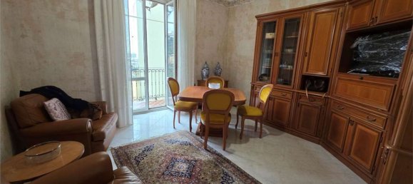 6-salle Appartement à Genoa, Italy No. 36906 4