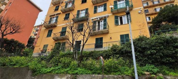 6-salle Appartement à Genoa, Italy No. 36906 8