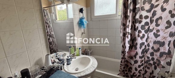 3 bedrooms Apartment in Evreux, France No. 297288 6