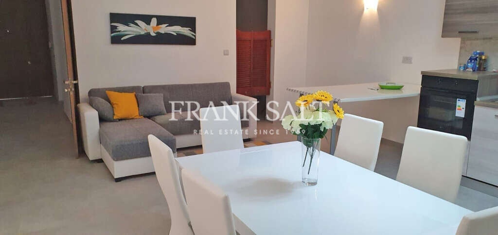 Apartamento de 3 dormitorios en Saint Julian's, Malta No. 7706