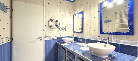 4 Schlafzimmer Schlösser in Montlandon, France, Nr. 217489 5