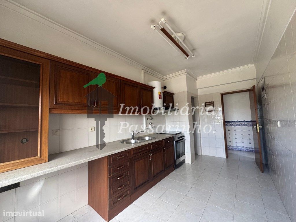 3 bedrooms Apartment in Seixal, Portugal No. 337966